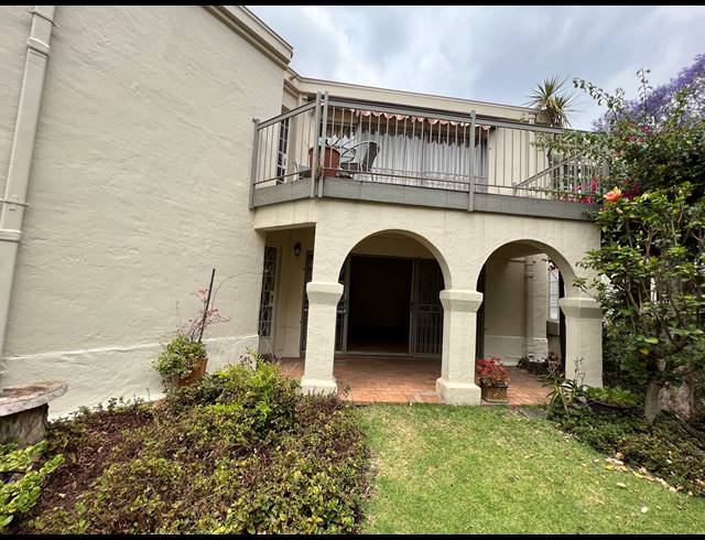 2 BEDROOM APARTMENT RENTED IN BRYANSTON